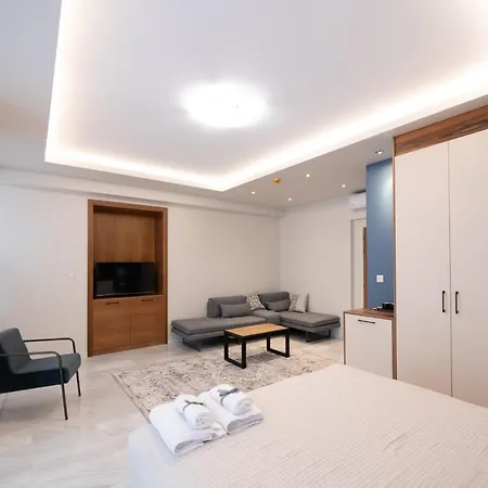 Casale Apartahotel Patras